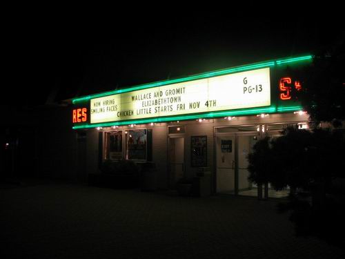 Shores Theatre - Marquee From Scott Biggs (newer photo)